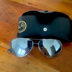 Ray ban aviator sunglasses